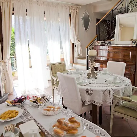Bellini فندق مبيت وإفطار *